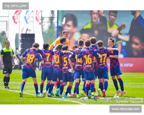 如何通过分析球员数据和潜力预测西甲新赛季的未来之星